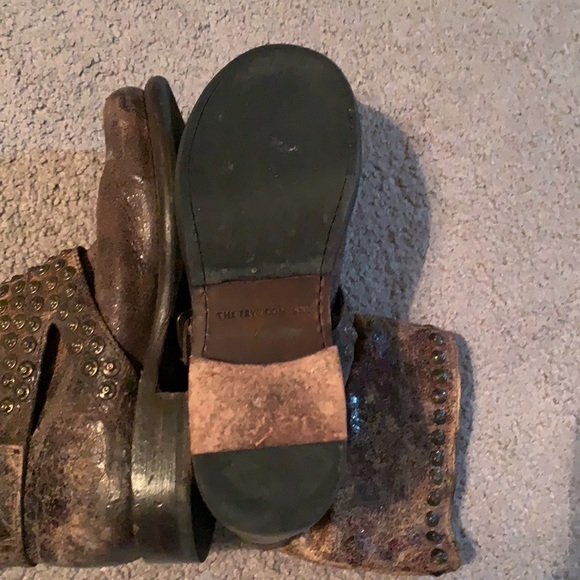 Frye boots! Excellent used condition! - Picture 4 of 7
